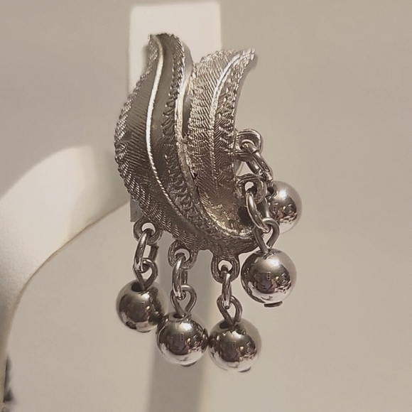 Vintage Pin and Earring Set - Picture 2 of 6